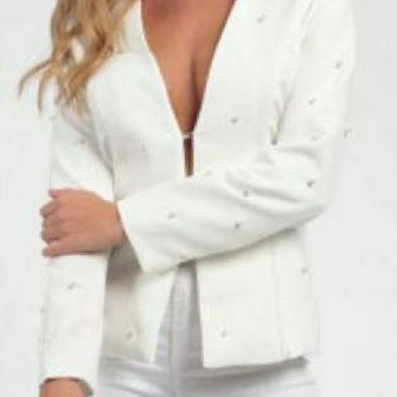 Ivory Pearl Detailed Blazer - Picture 5 of 5